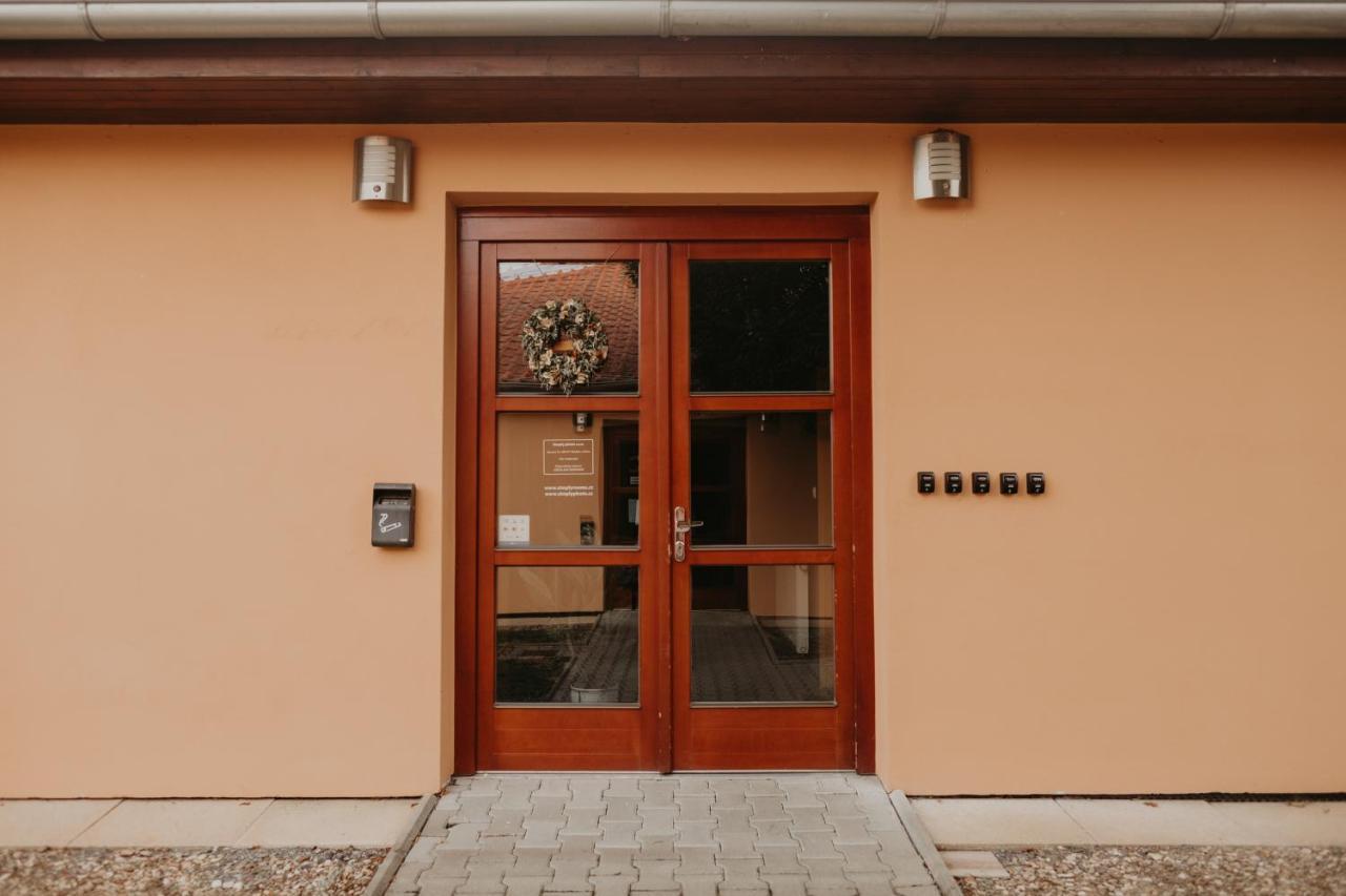 Simply Rooms Славков-у-Брна Екстер'єр фото