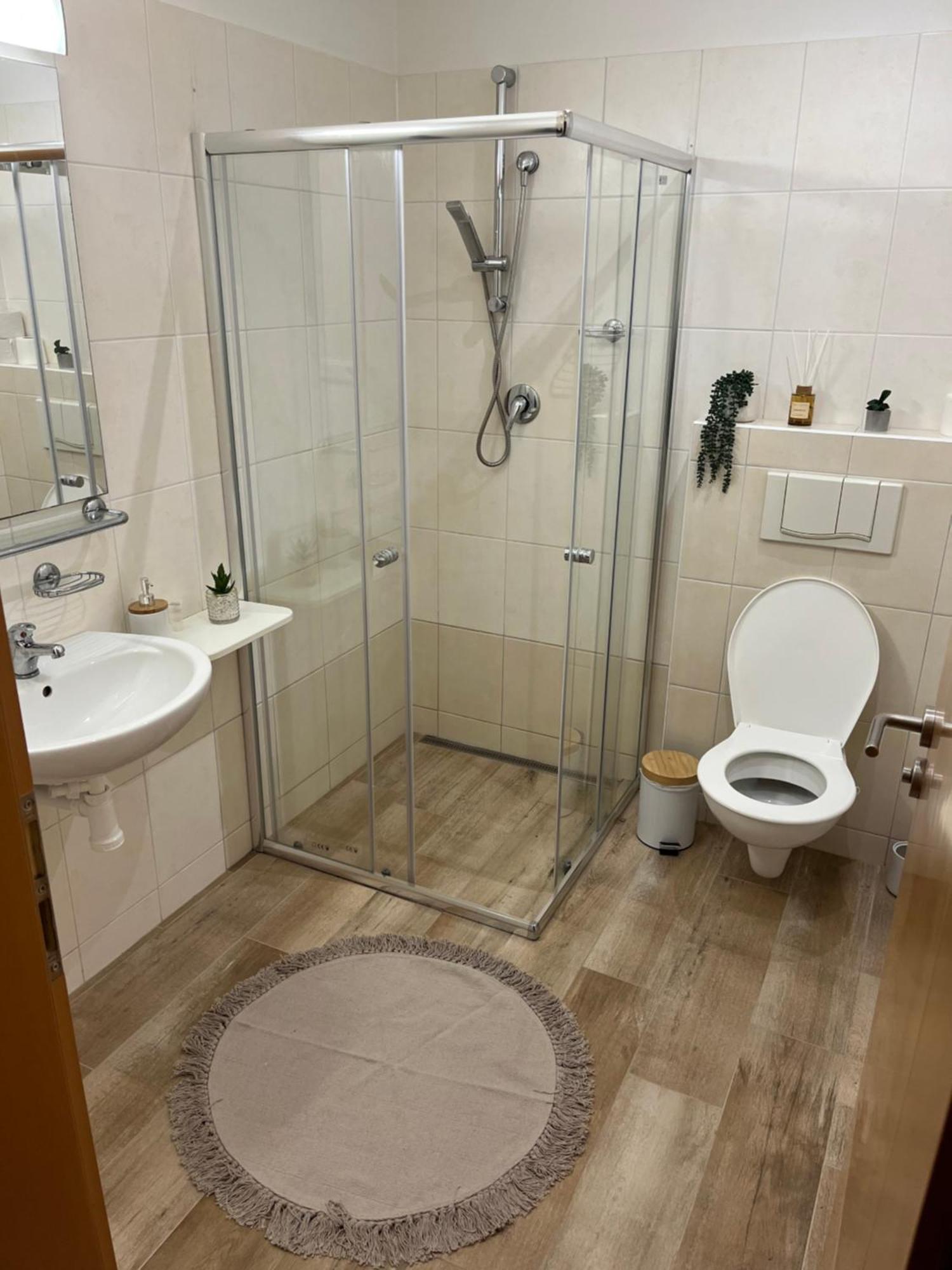 Simply Rooms Славков-у-Брна Екстер'єр фото