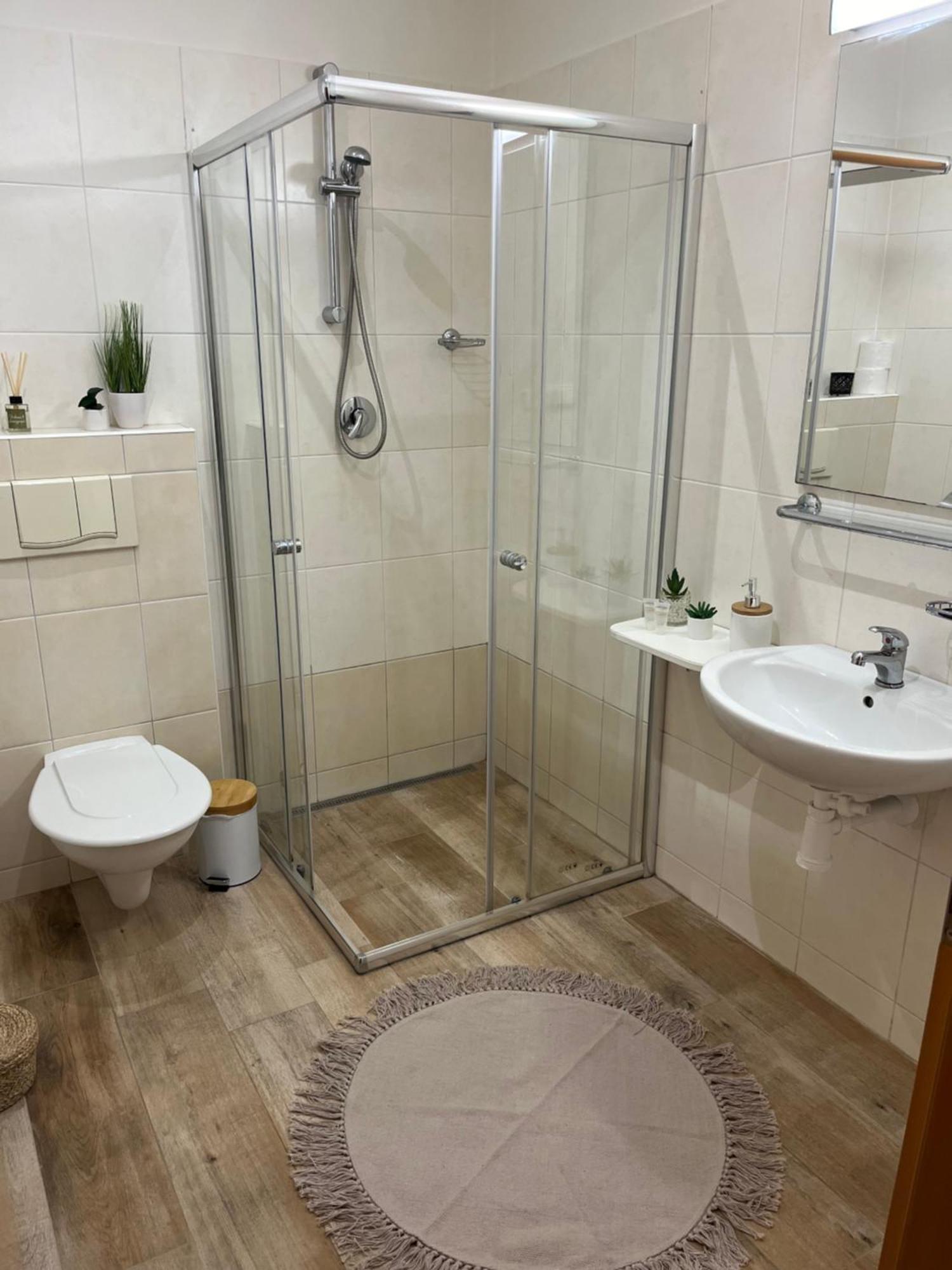 Simply Rooms Славков-у-Брна Екстер'єр фото